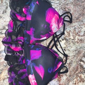 victoria’s secret pink lace push-up bra